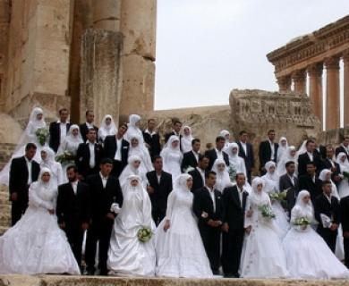 Mi Nikah (a házasság aktusa) a muszlimok között Nikah a menyasszony és a vőlegény imája