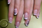 Idee brillanti di gommalacca francese (manicure francese) per unghie corte